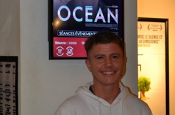 Oc&eacute;an, com&eacute;dien et r&eacute;alisateur.